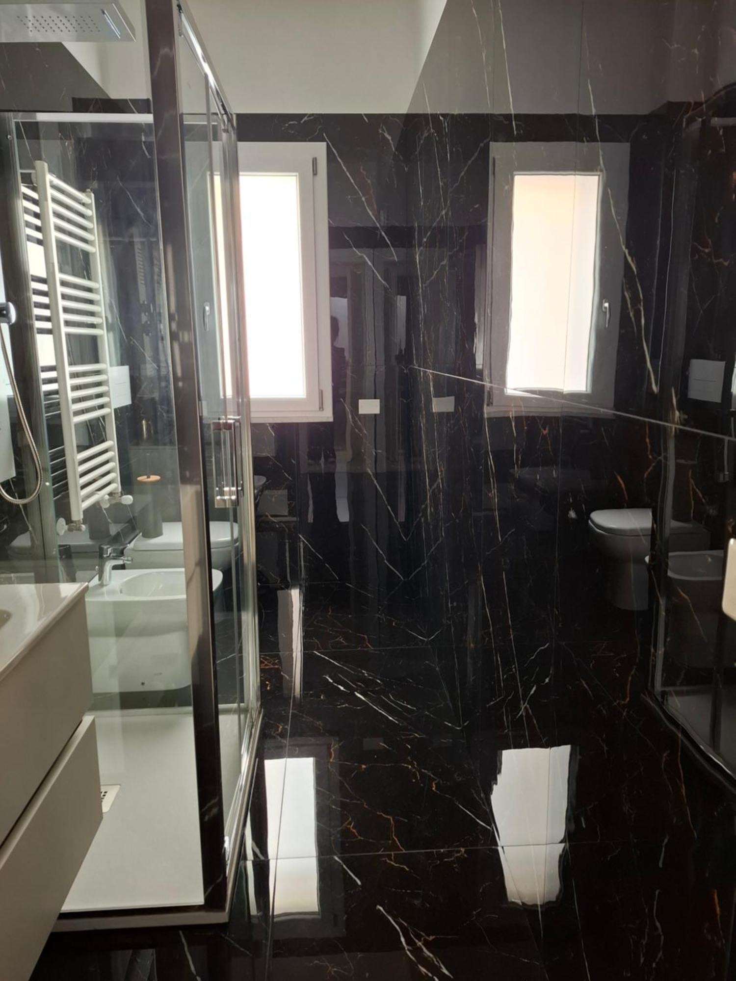 Mariam Royal Apartment & Rooms ريجّو دي كالابريا المظهر الخارجي الصورة